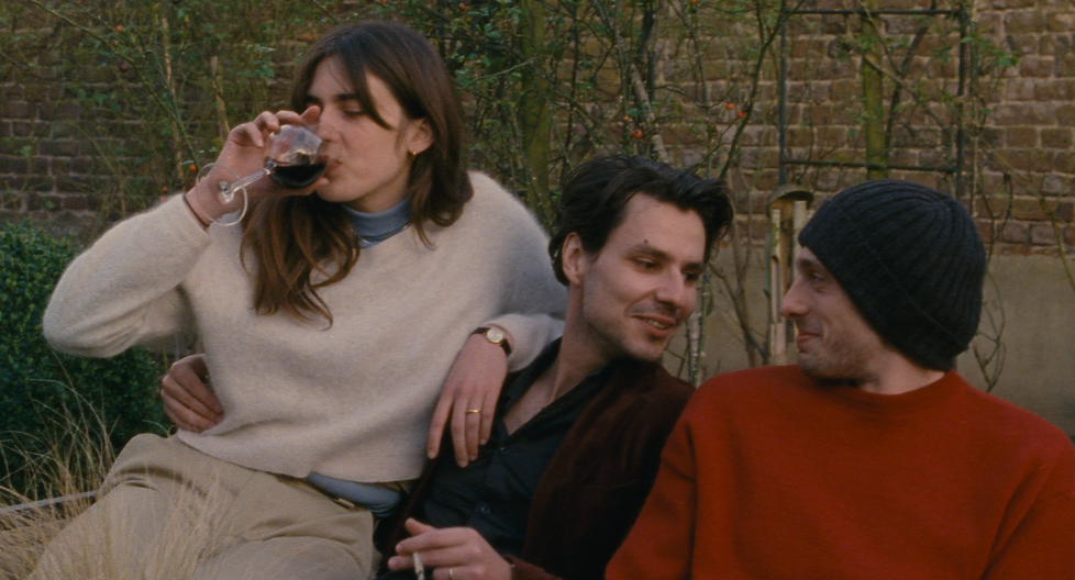 Image de contenu d'interview